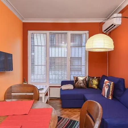 Vintage Spot - Colorful One-bedroom By Flat Mаnager Apartment