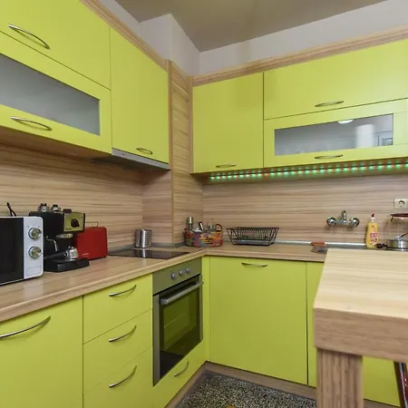 Vintage Spot - Colorful One-bedroom By Flat Mаnager Apartment *